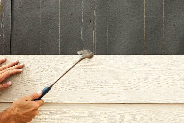  Ellwood City, PA Siding Pros